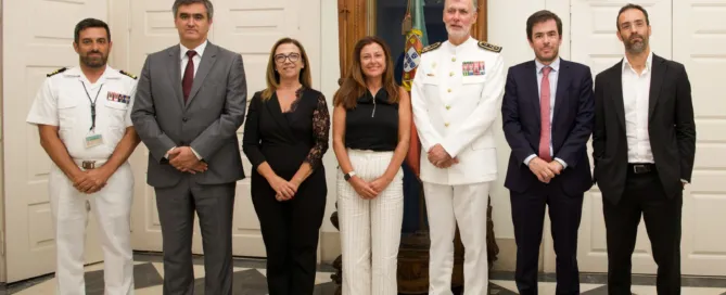 idD recebida pelo Chefe do Estado-Maior da Armada