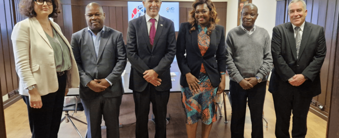 Visita de delegação de Moçambique à idD Portugal Defence