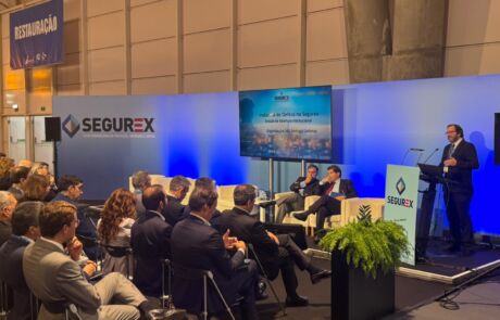 Conferência “Indústria de Defesa no SEGUREX 2025 – A ligação entre as Forças Armadas e a Indústria”