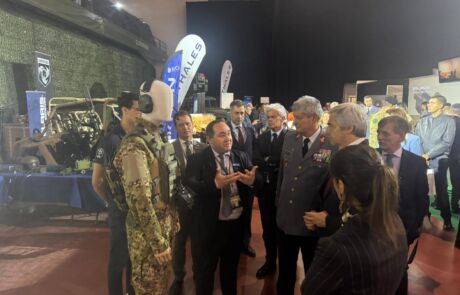Ministro visita Exposição Tecnológica (4) Dia do Exército 2025
