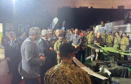 Ministro visita Exposição Tecnológica (6) Dia do Exército 2025