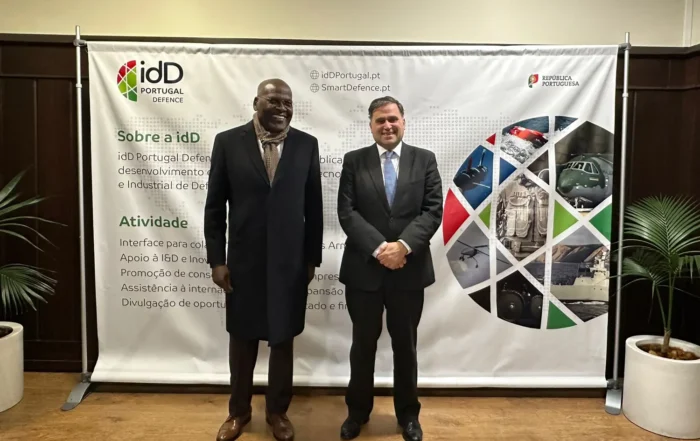 idD recebe Secretário de Estado para a Indústria Militar