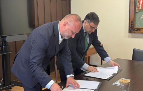 idD assina acordo com a Associação da Indústria de Segurança e Defesa da Eslováquia (ZBOP)